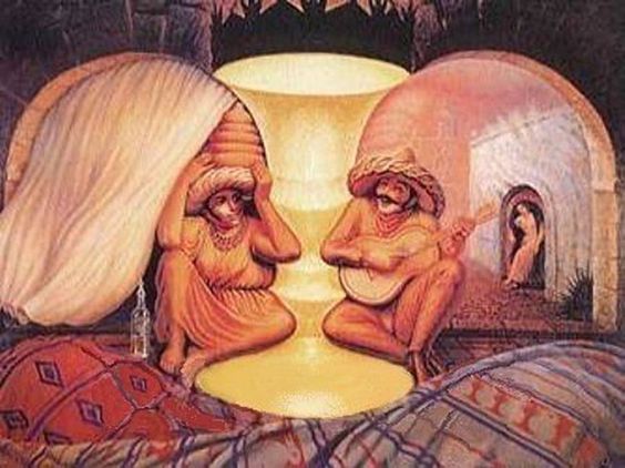 Dve tváre, alebo viac? Optické ilúzie vás na prvý pohľad zmätú. Pozorne si prezrite obrázok. Koľko tvárí vidíte?